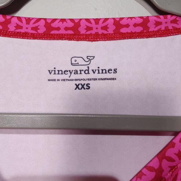 Vineyard Vines Women's Sz XXS Printed Sankaty Boatneck Tee Tile Lighthouse Pink - Picture 6 of 7
